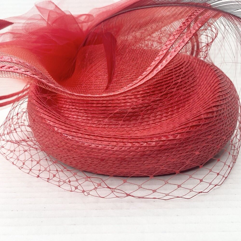 Vtg Red Feather & Netting Straw Hat With Mesh Fau… - image 2